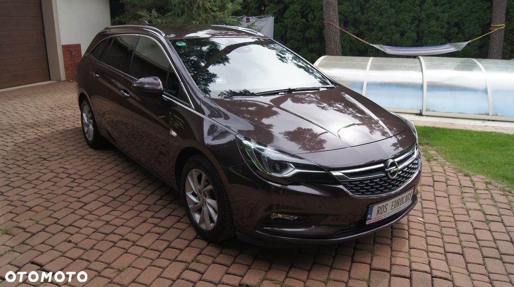 Opel Astra 1.6 CDTI Sport - 2