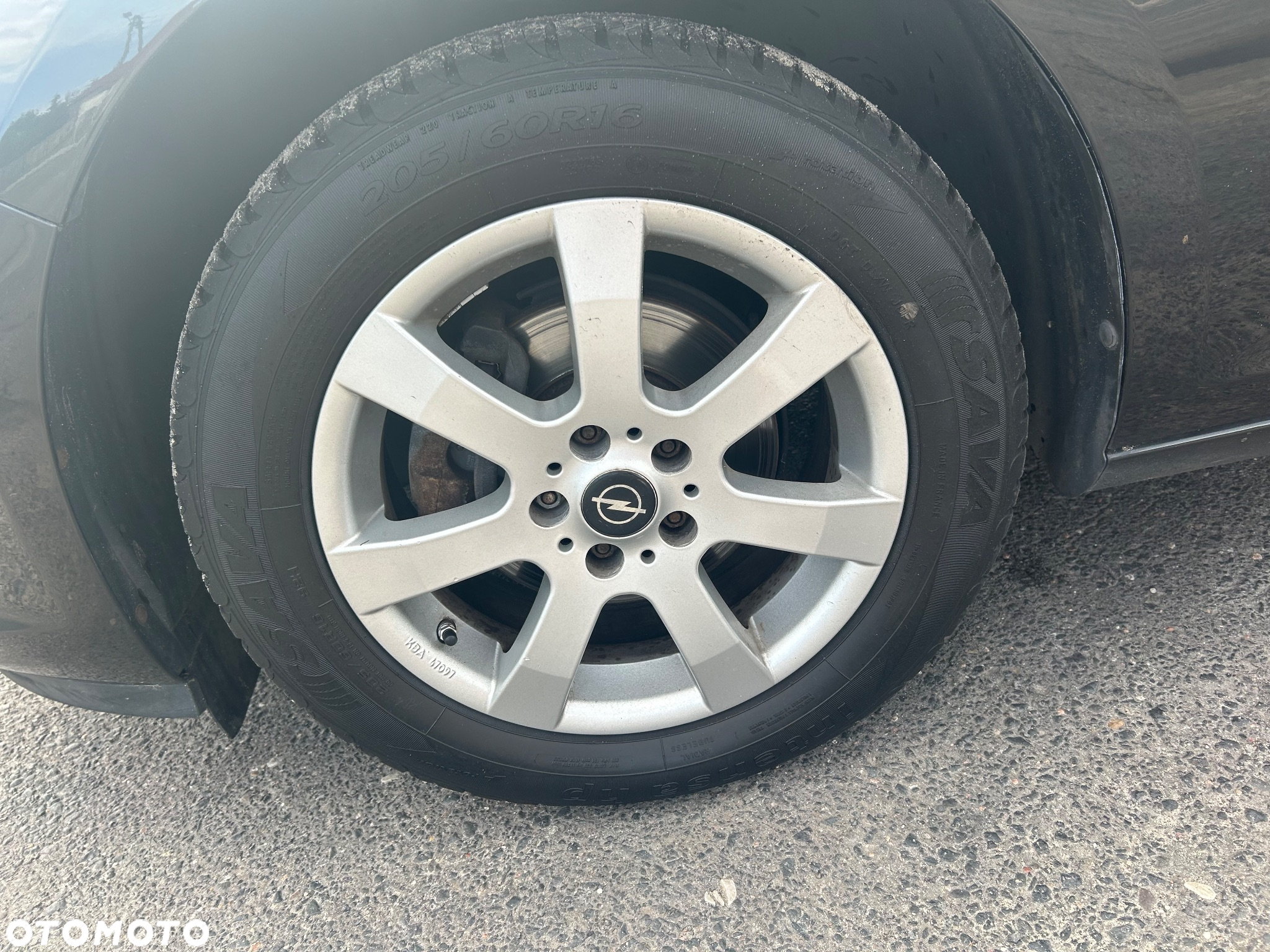 Opel Astra IV 1.4 T Active - 9