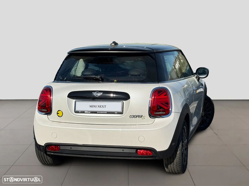 MINI 3 Portas Cooper SE - 4