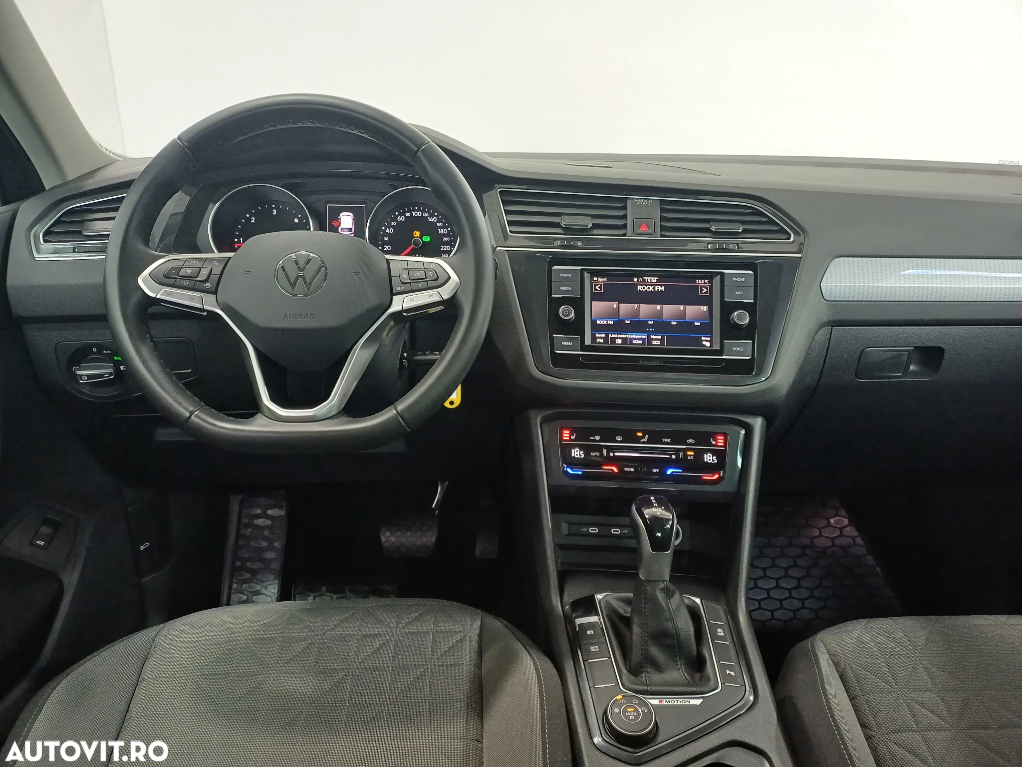 Volkswagen Tiguan 2.0 TDI SCR DSG 4Motion Life - 7