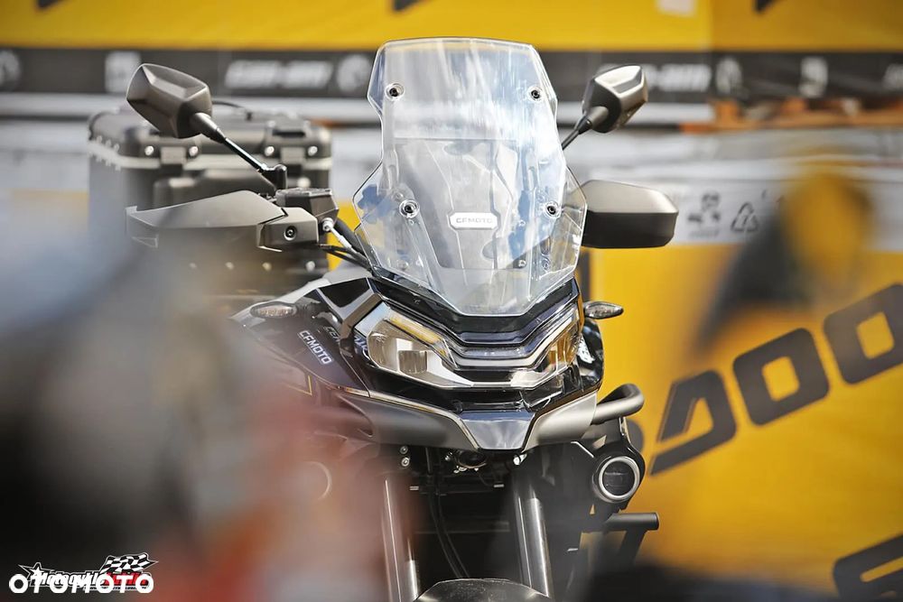 CFMoto MT - 11