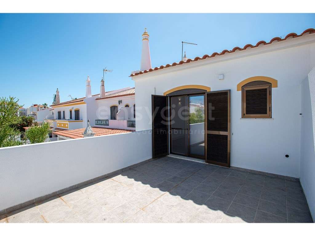 Moradia T2+1 com patio e terraço - Praia de Altura, Castro Marim - Grande imagem: 3/30
