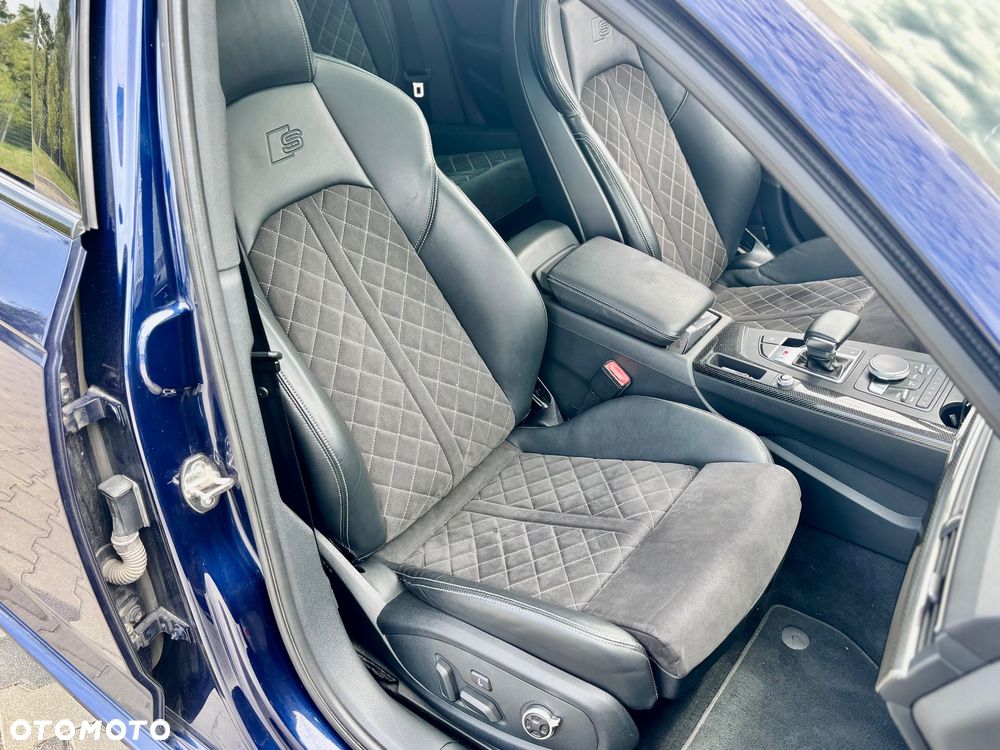 Audi S4 Limousine - 19