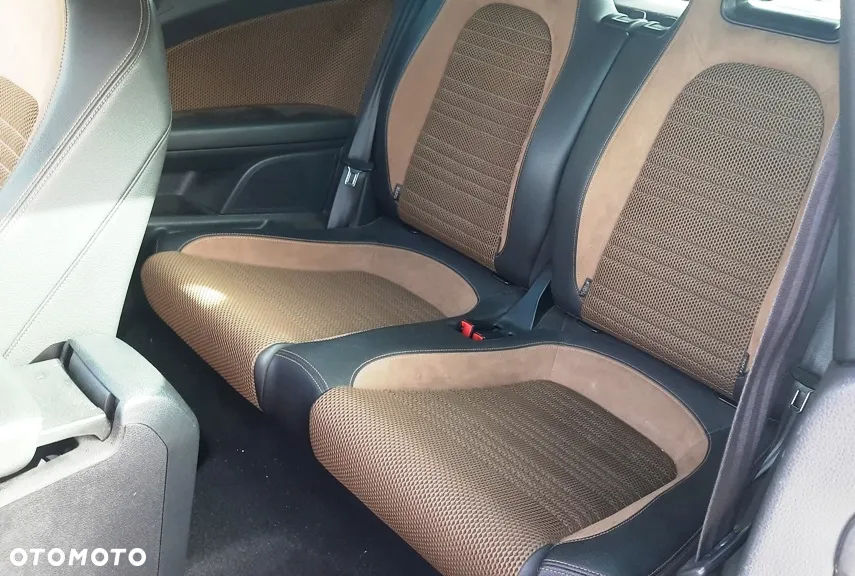 Volkswagen Scirocco 2.0 TSI DSG - 11