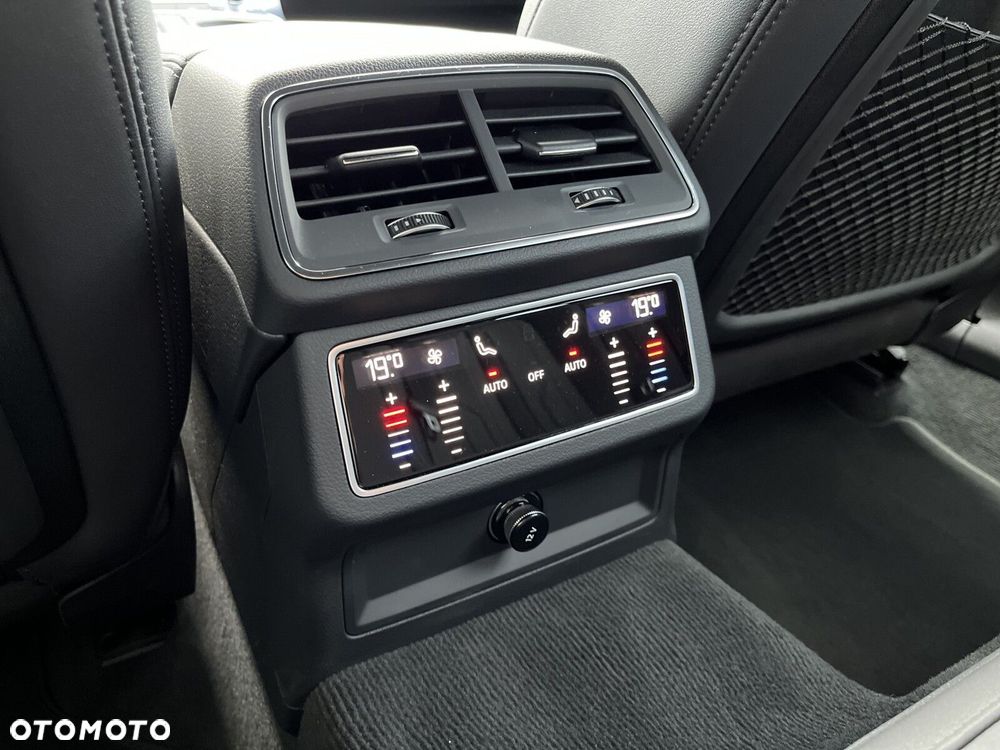 Audi A6 Avant - 25