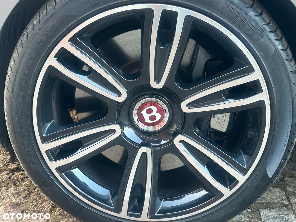 Bentley Continental GT V8 Convertible - 35