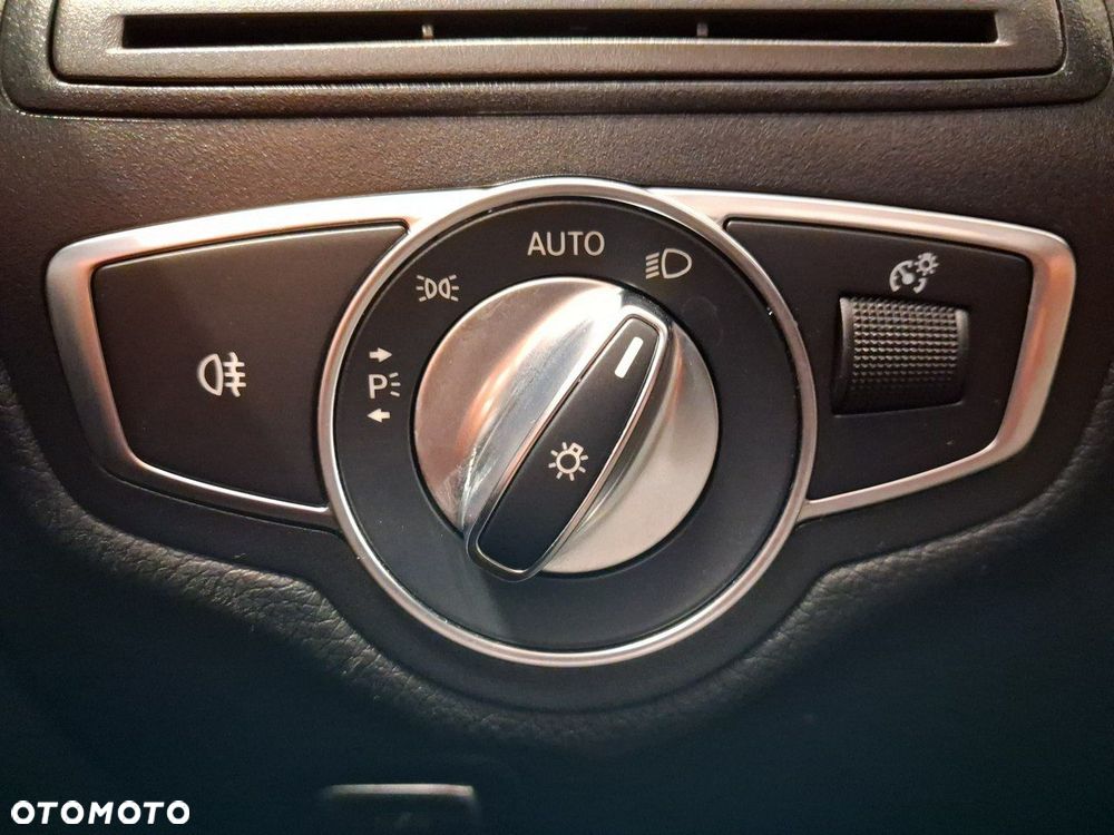 Mercedes-Benz Klasa C - 38