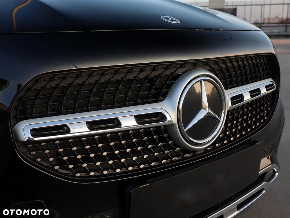 Mercedes-Benz GLA 200 d 4-Matic Progressive 8G-DCT - 12