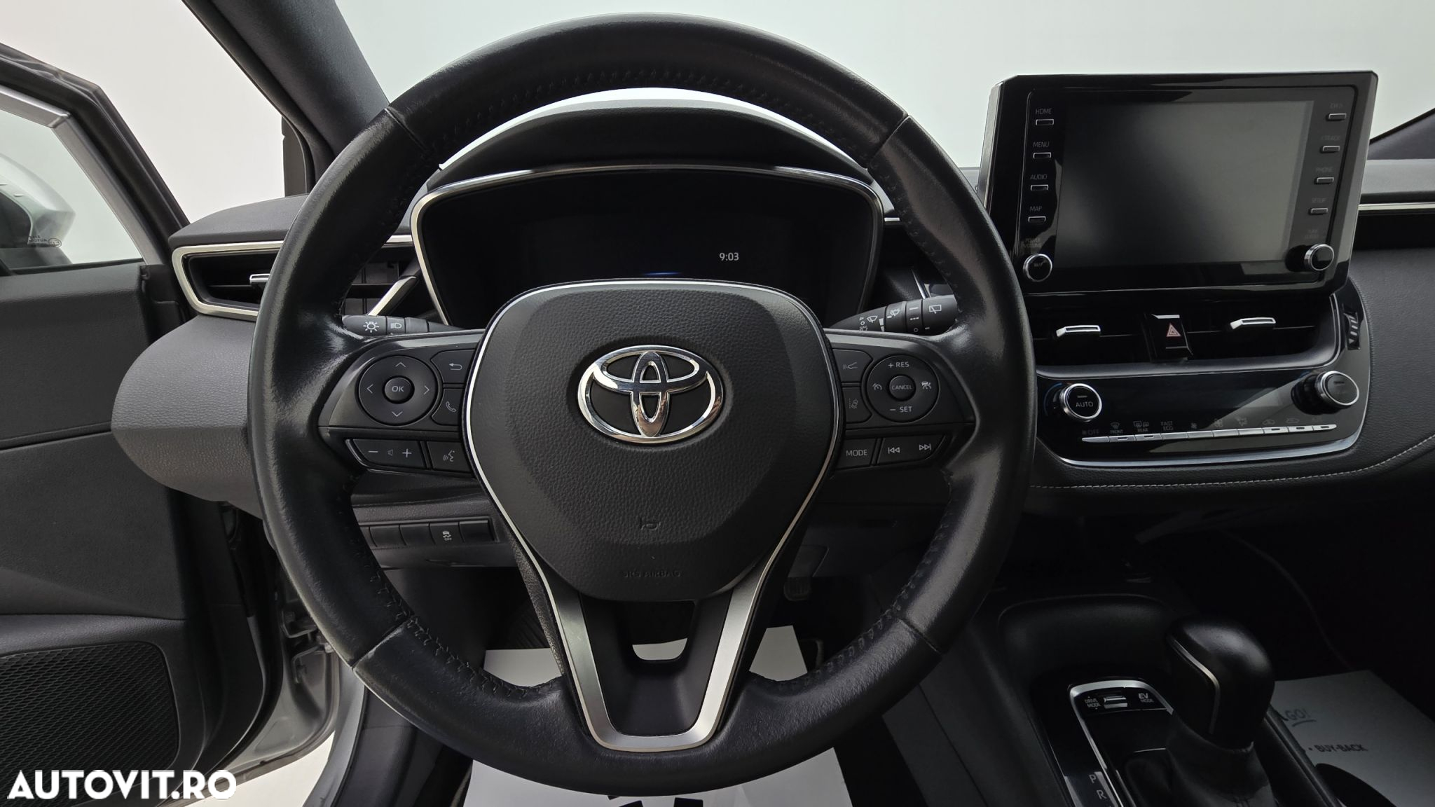Toyota Corolla 1.8 HSD Dynamic - 15