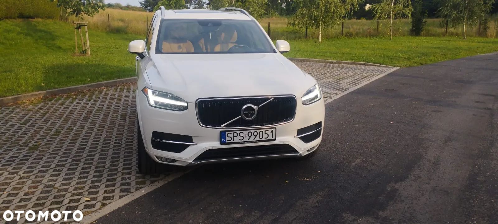 Volvo XC 90 - 1