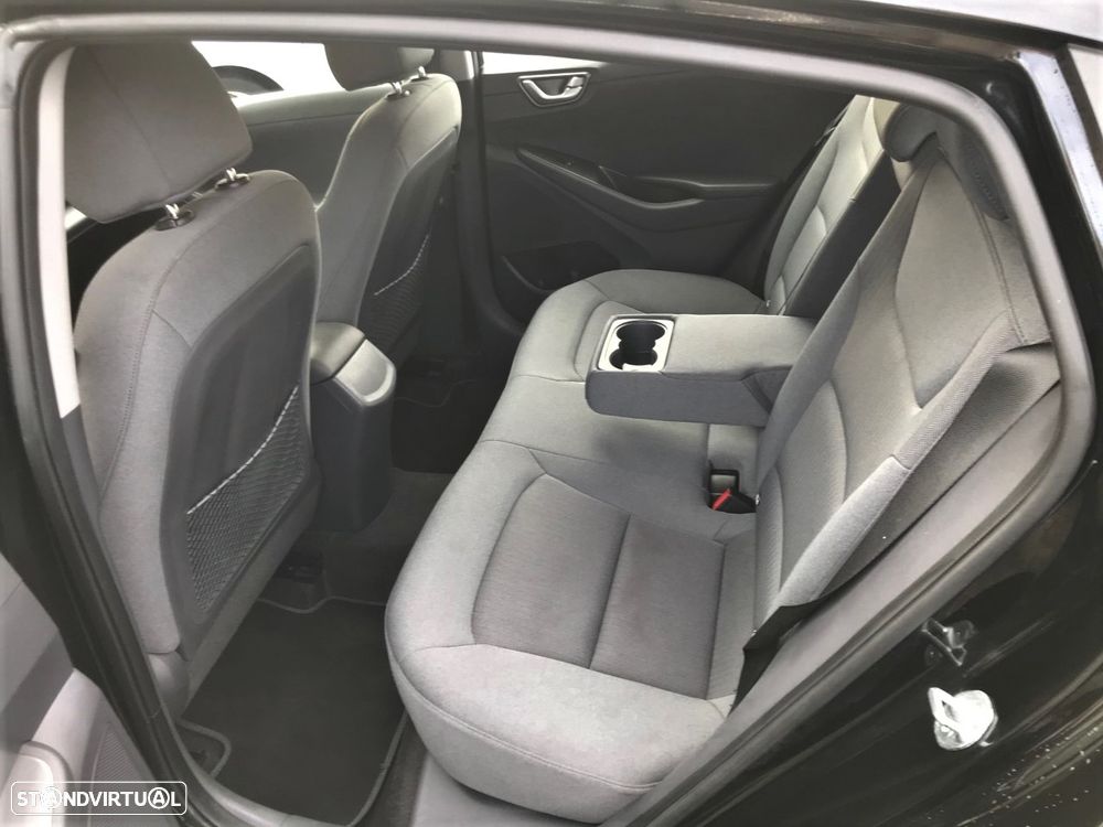 Hyundai Ioniq Business - 15