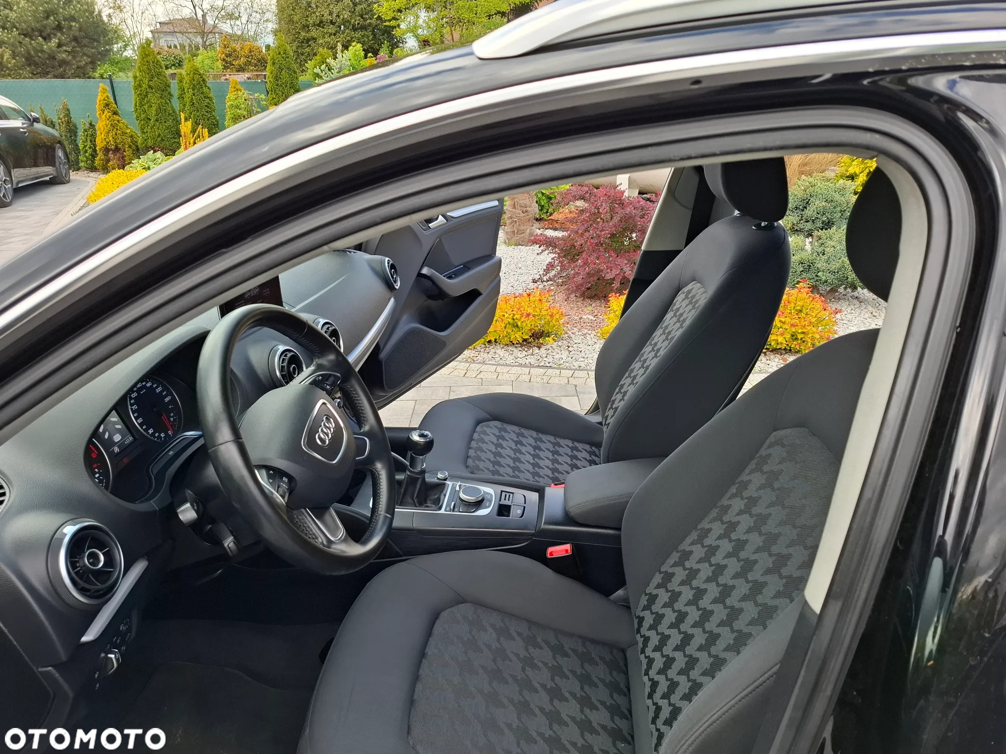 Audi A3 1.6 TDI Sportback design - 26