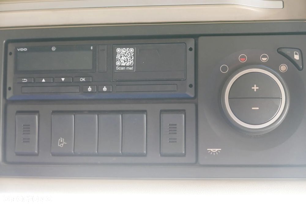 Volvo FH4 460 EURO 6 STANDARD AUTOMAT SALON PL KLIMA POSTOJOWA - 28