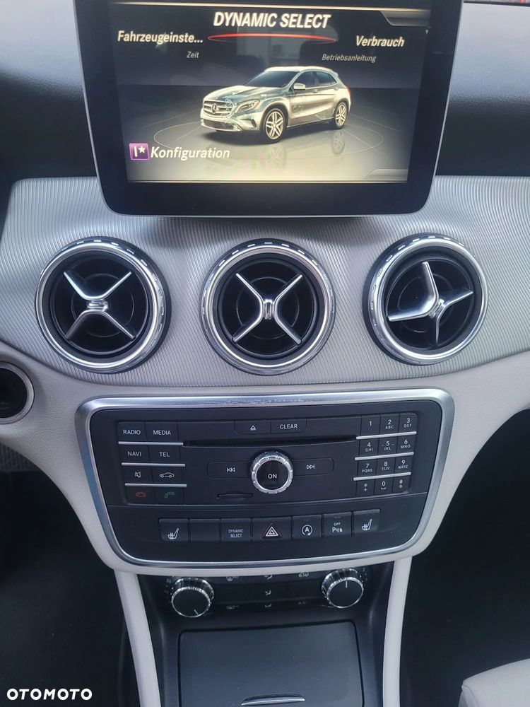Mercedes-Benz GLA 200 7G-DCT Style - 8