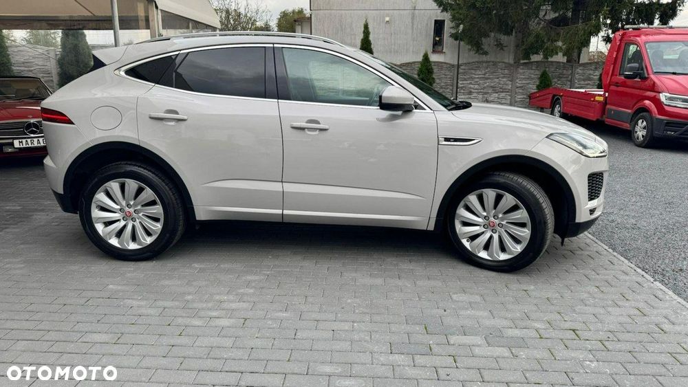 Jaguar E-Pace D180 AWD S - 8
