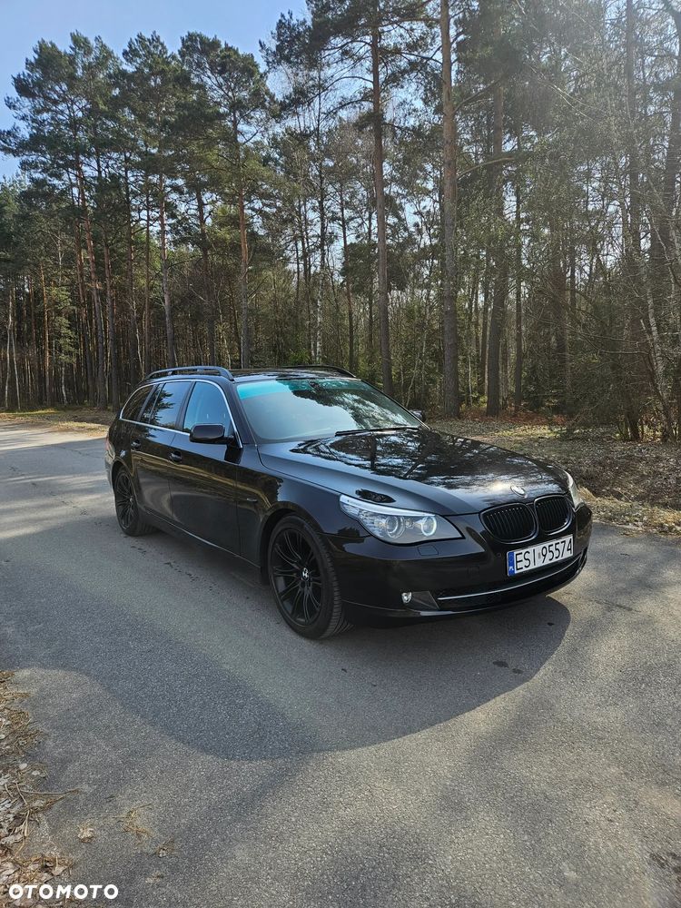 BMW Seria 5 525d - 2