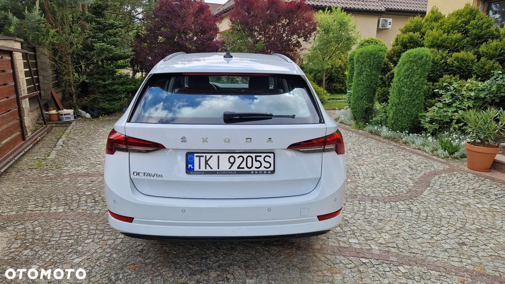 Skoda Octavia 2.0 TDI Ambition DSG - 27