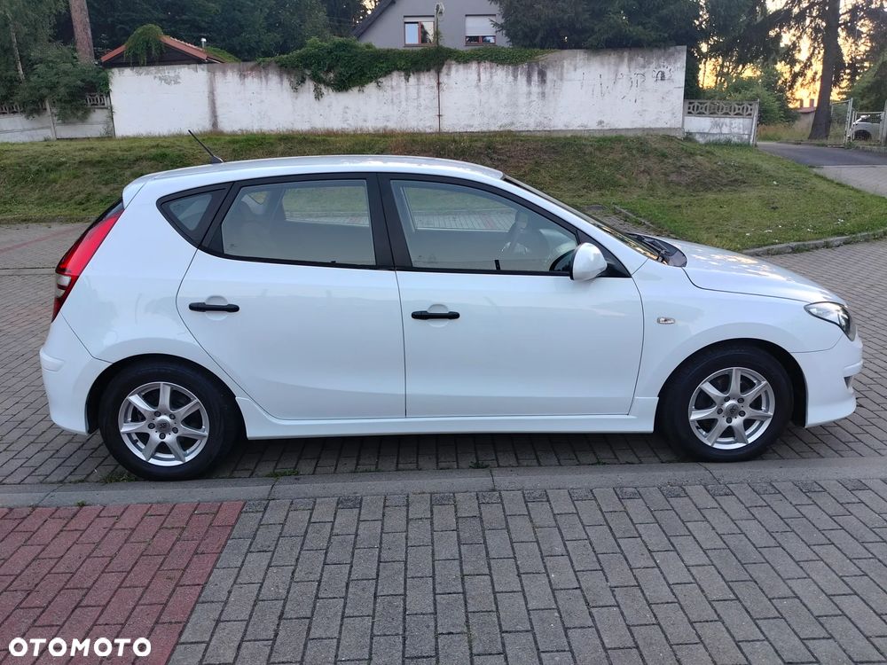 Hyundai i30 1.4 Comfort - 1