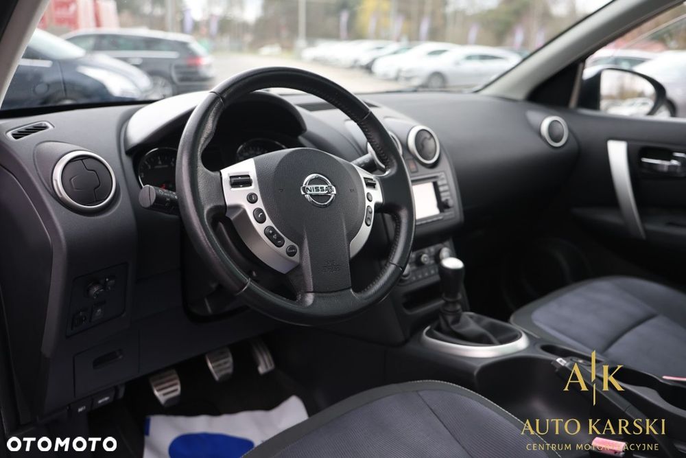 Nissan Qashqai+2 - 21