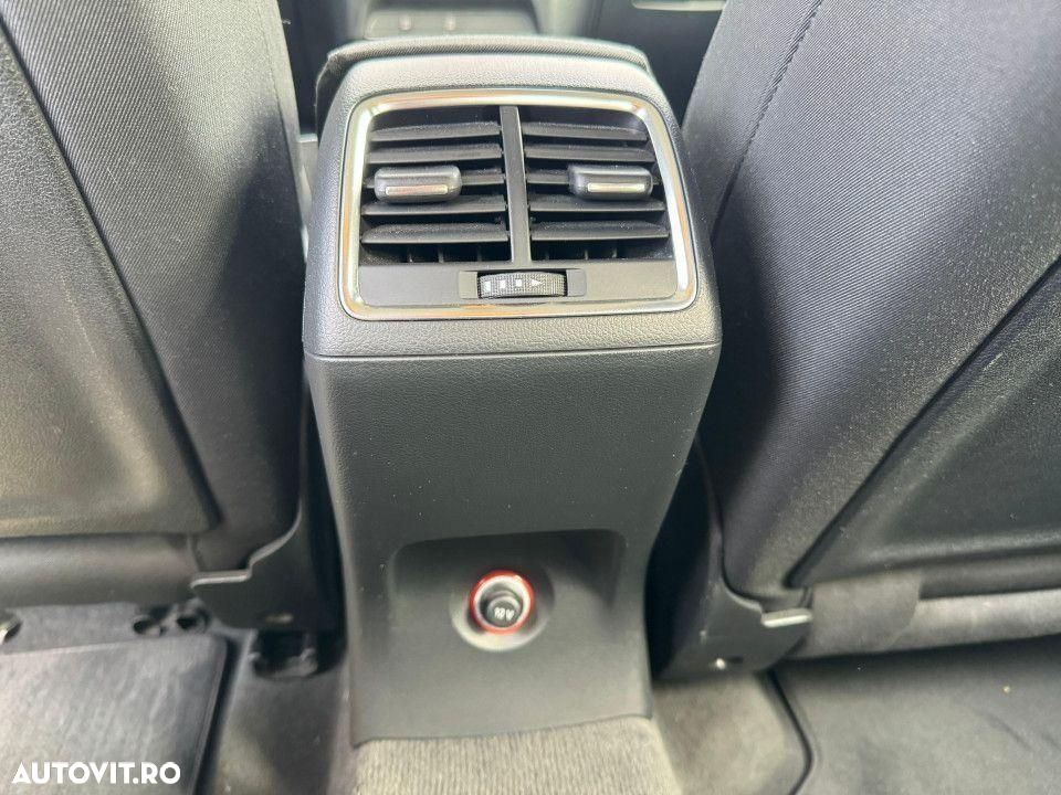 Audi Q3 1.4 TFSI Stronic Design - 17