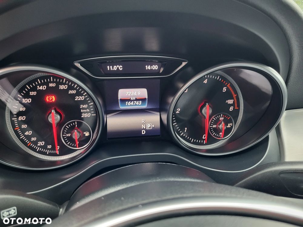 Mercedes-Benz CLA Shooting Brake 200 (CDI) d 4Matic 7G-DCT AMG Line - 16