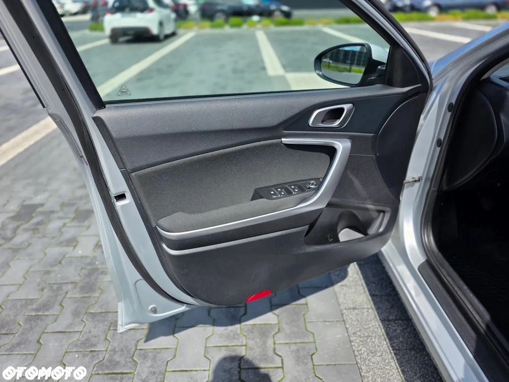 Kia Ceed 1.6 CRDi SCR L - 20