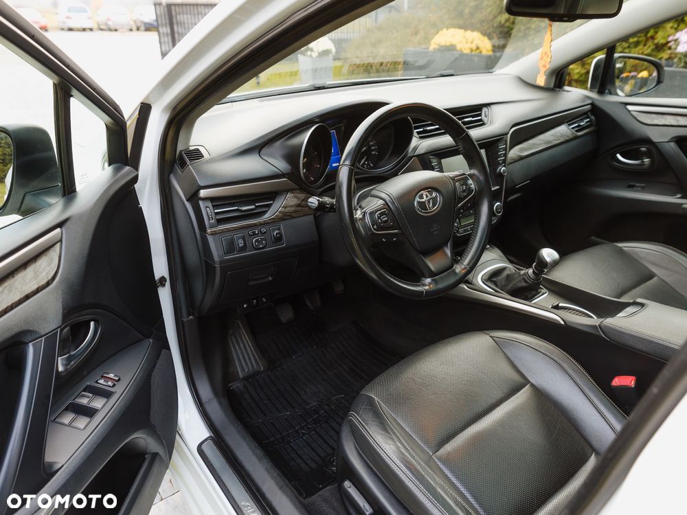 Toyota Avensis 2.0 D-4D Prestige - 14