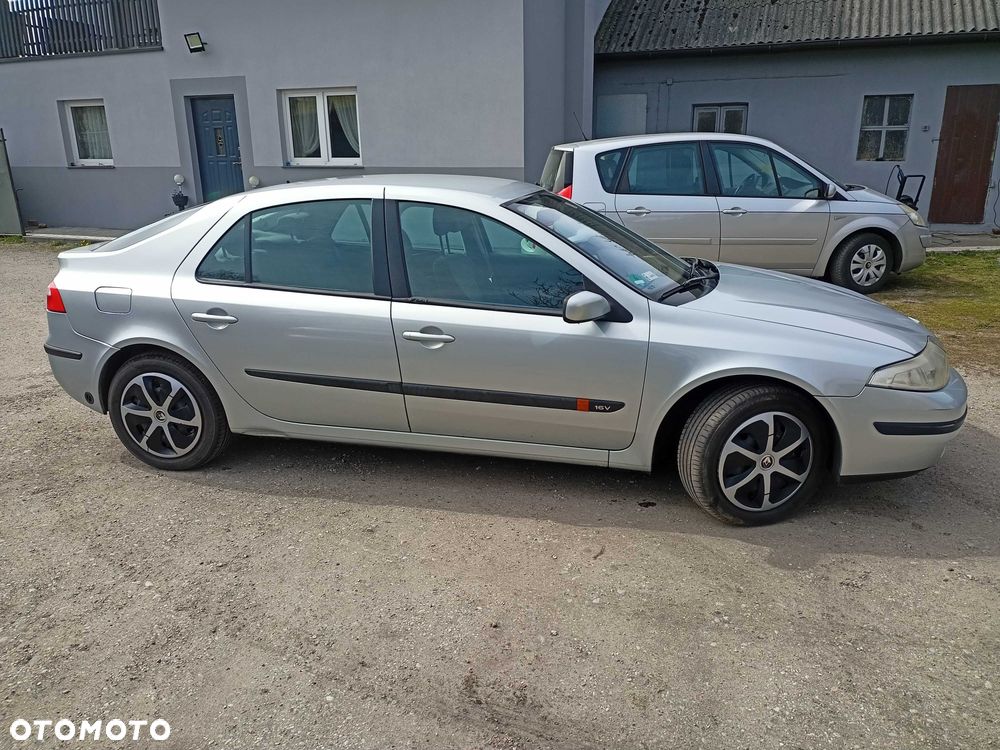 Renault Laguna - 3