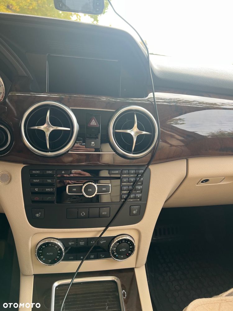 Mercedes-Benz GLK 350 4Matic BlueEFFICIENCY 7G-TRONIC - 11