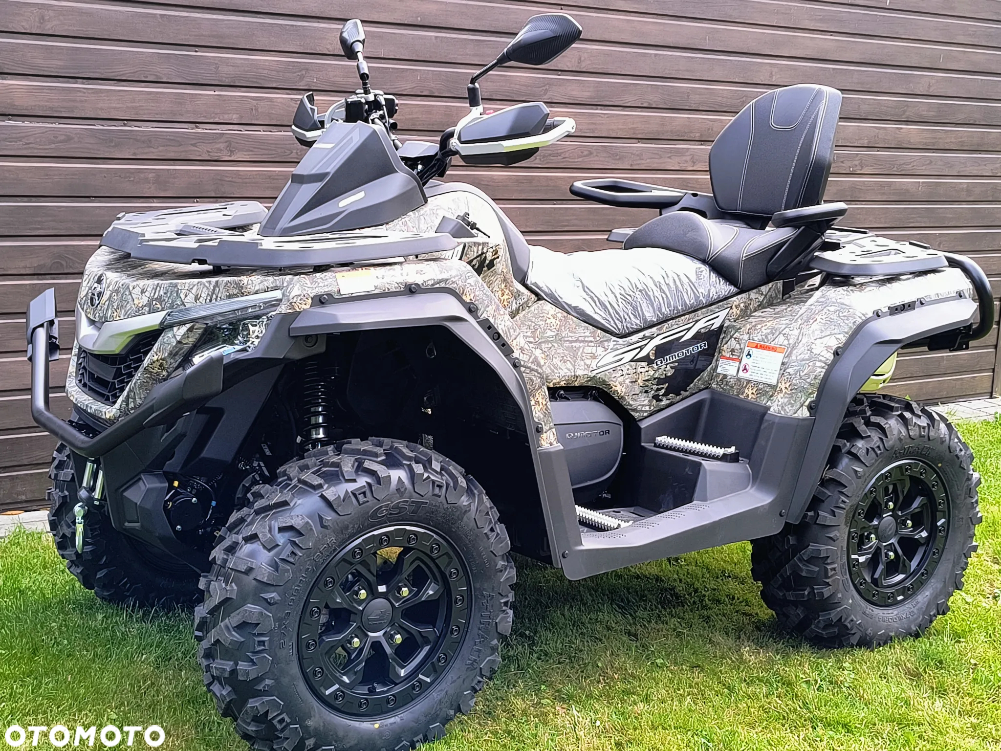 QJMOTOR SFA 1000 - 3