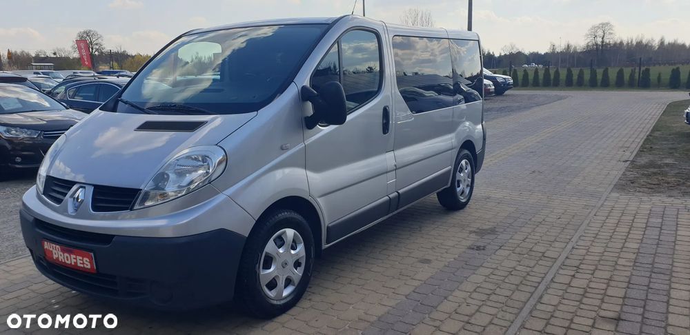 Renault Trafic - 2