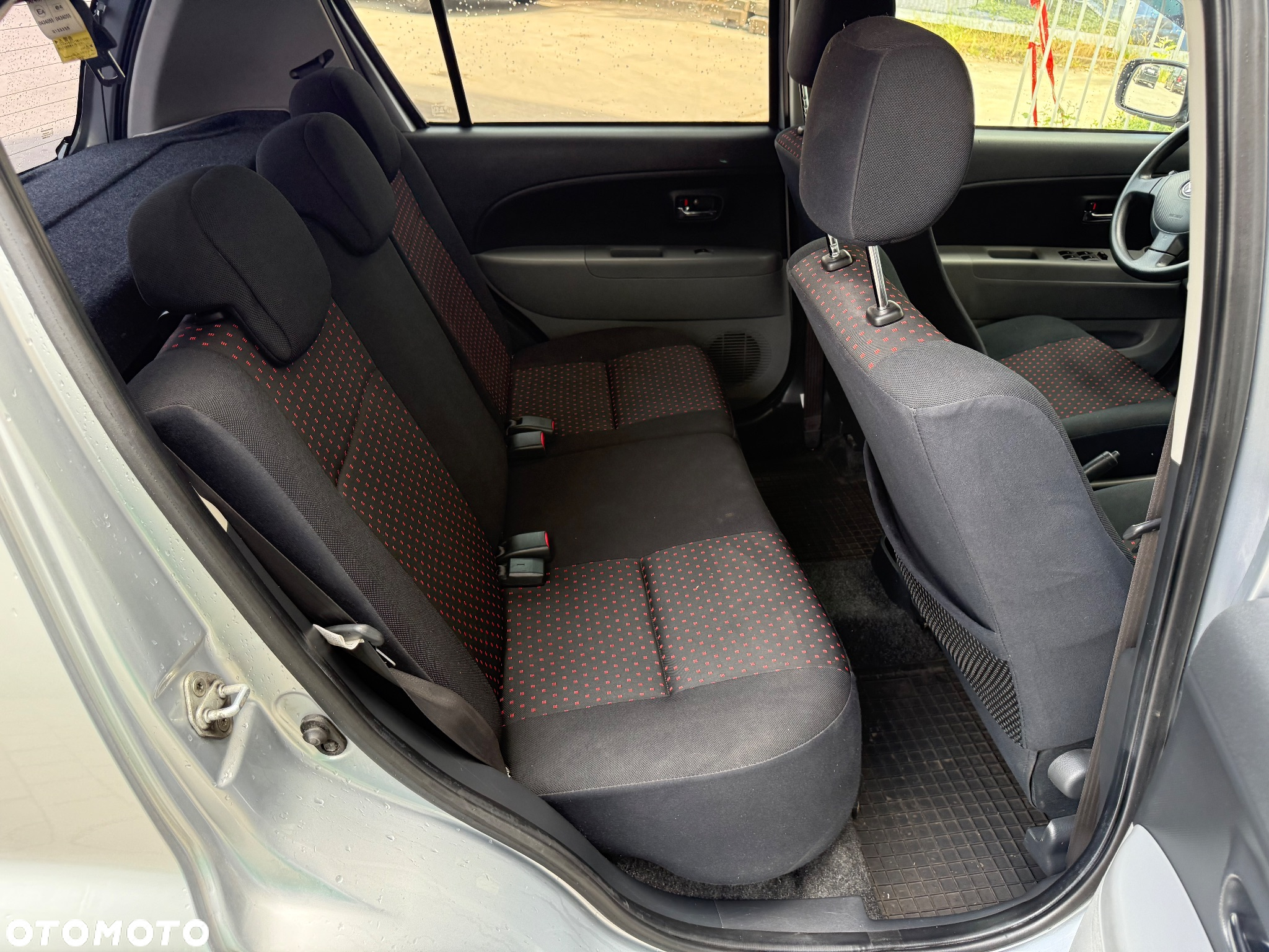 Daihatsu Sirion 1.3 - 35