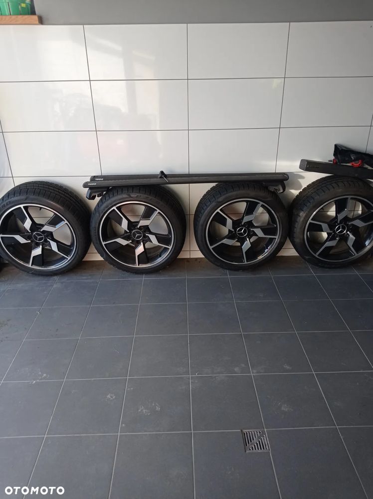 Mercedes-Benz Klasa E 350 T BlueTEC 4Matic 7G-TRONIC Avantgarde - 16