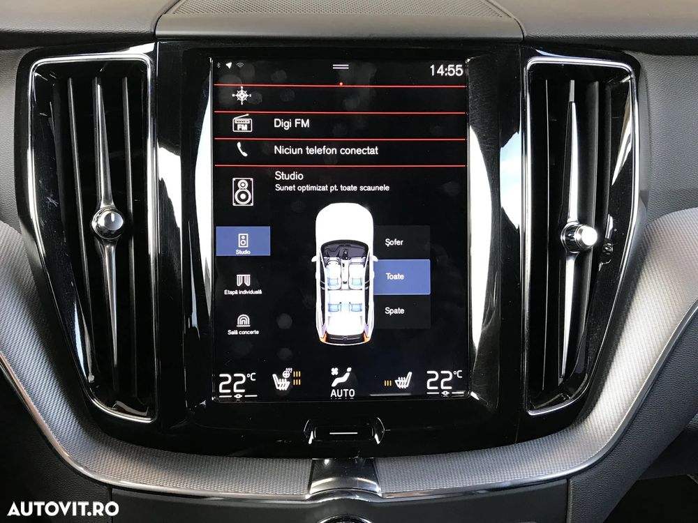 Volvo XC 60 D4 R-Design - 31