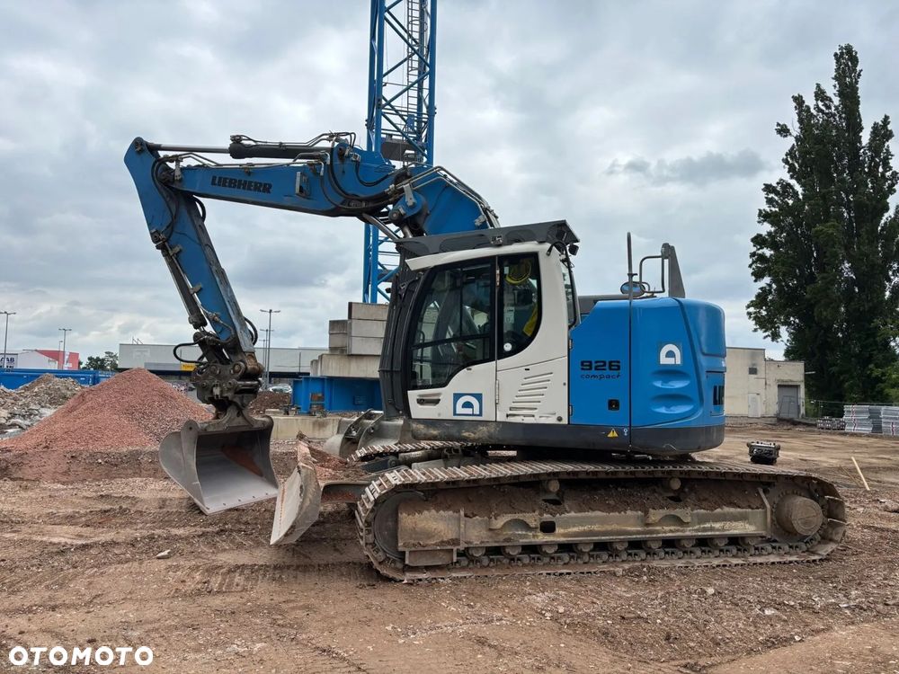 Liebherr R926 COMPACT - 2