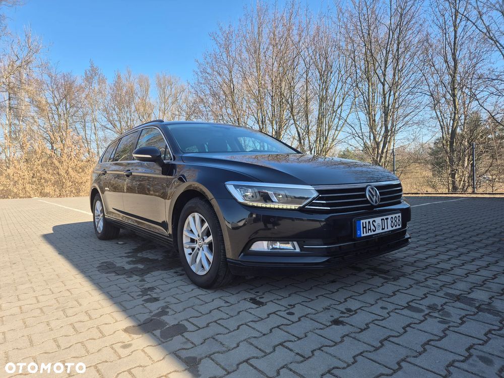 Volkswagen Passat 2.0 TDI (BlueMotion Technology) Comfortline - 9
