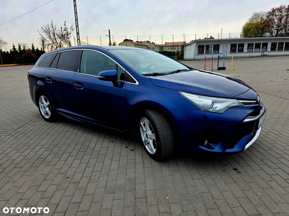 Toyota Avensis Touring Sports 1.8 Multidrive S Comfort - 14