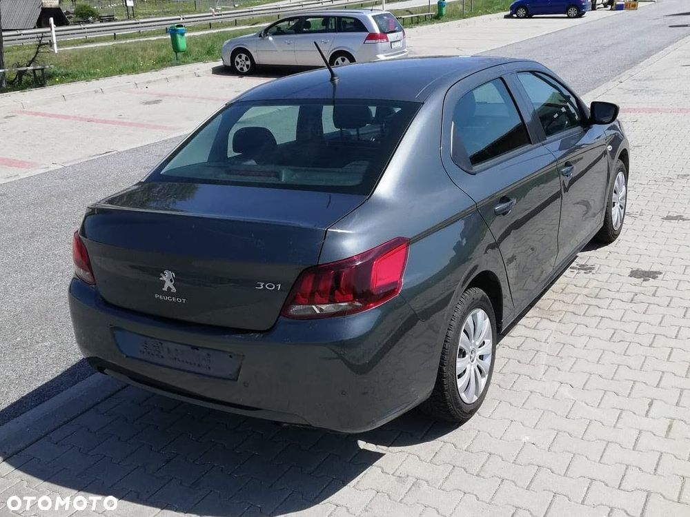 Peugeot 301 1.6 VTi Active - 3