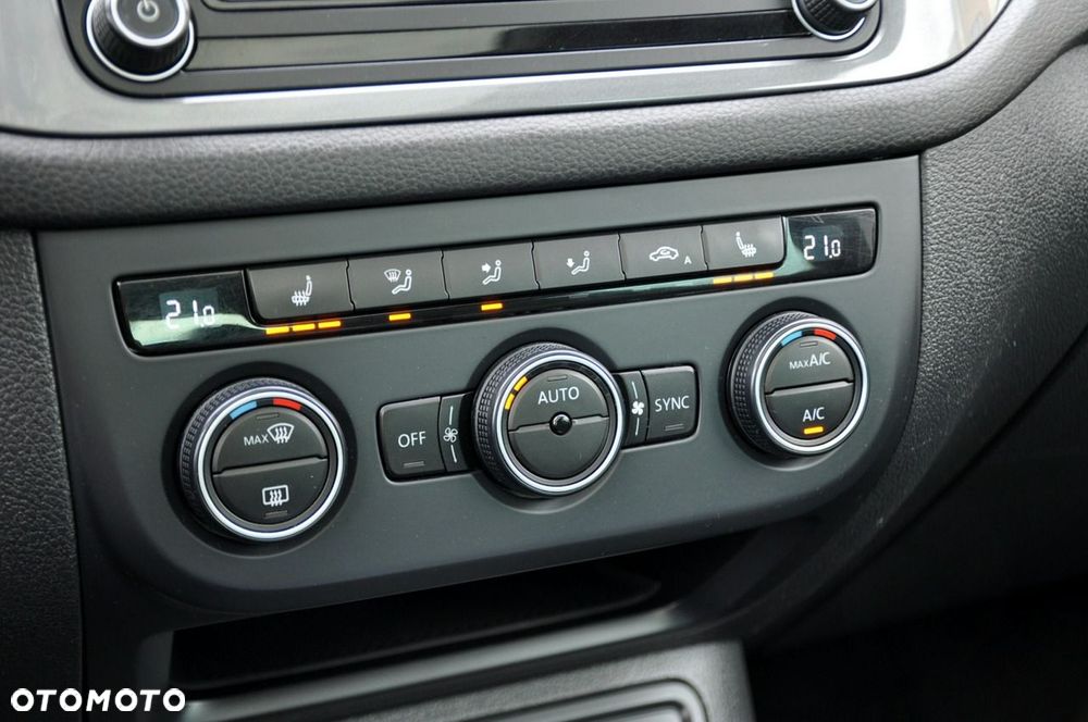 Volkswagen Tiguan - 35