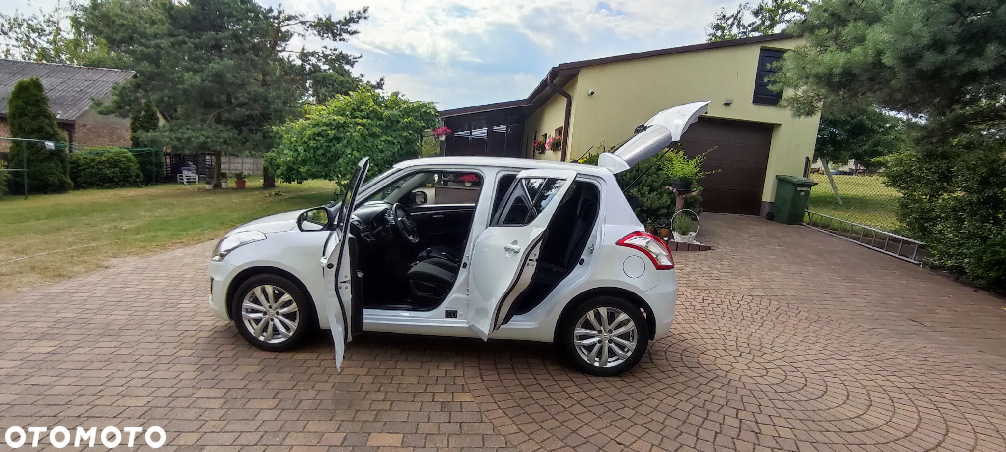 Suzuki Swift 1.2 Premium - 11