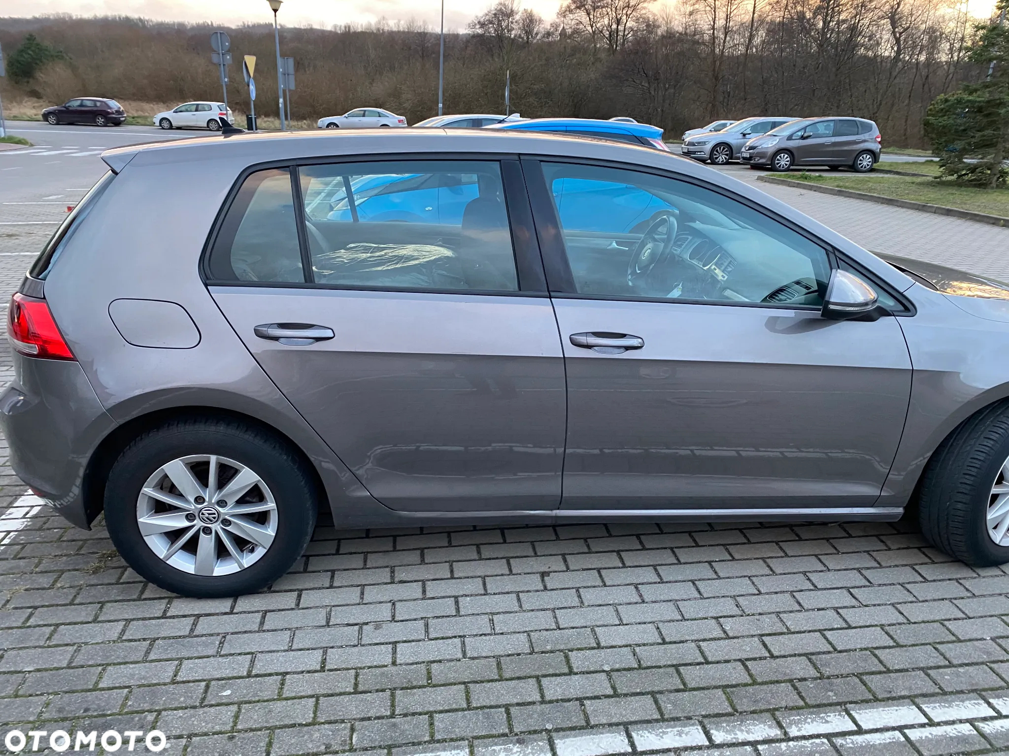 Volkswagen Golf VI 1.2 TSI BlueMot Comfortline - 11