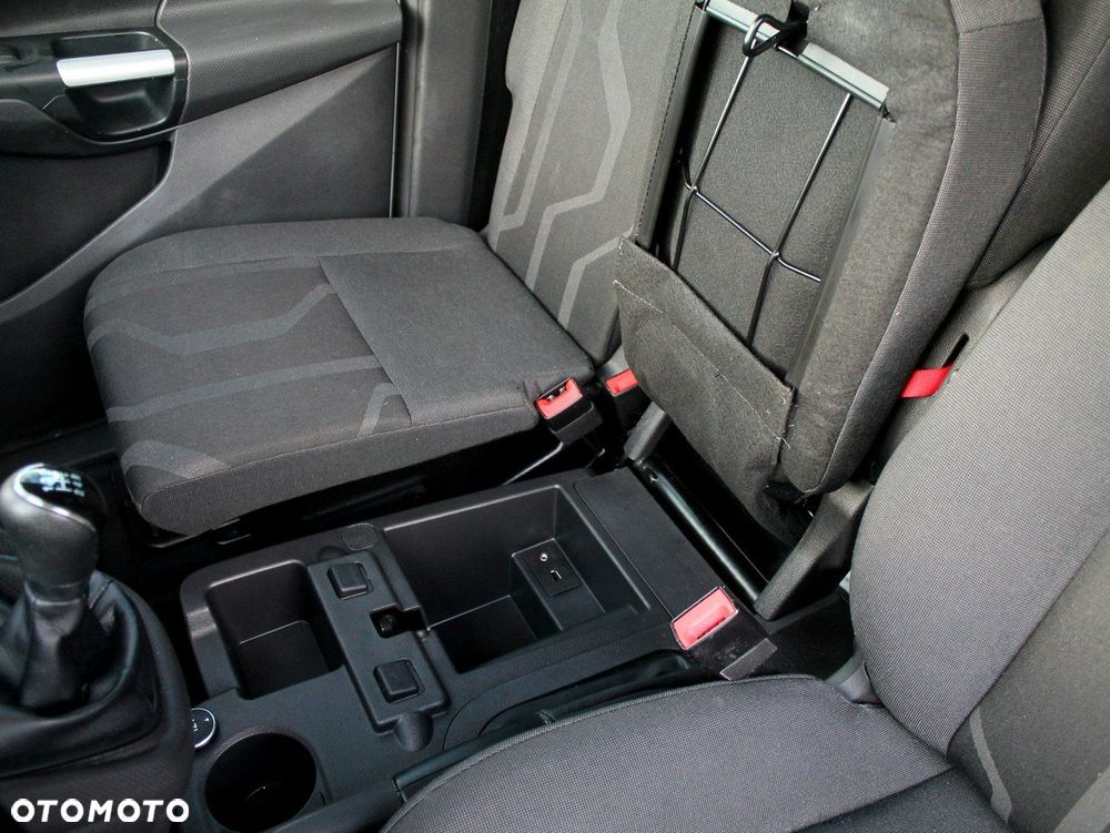 Ford Transit Connect - 22