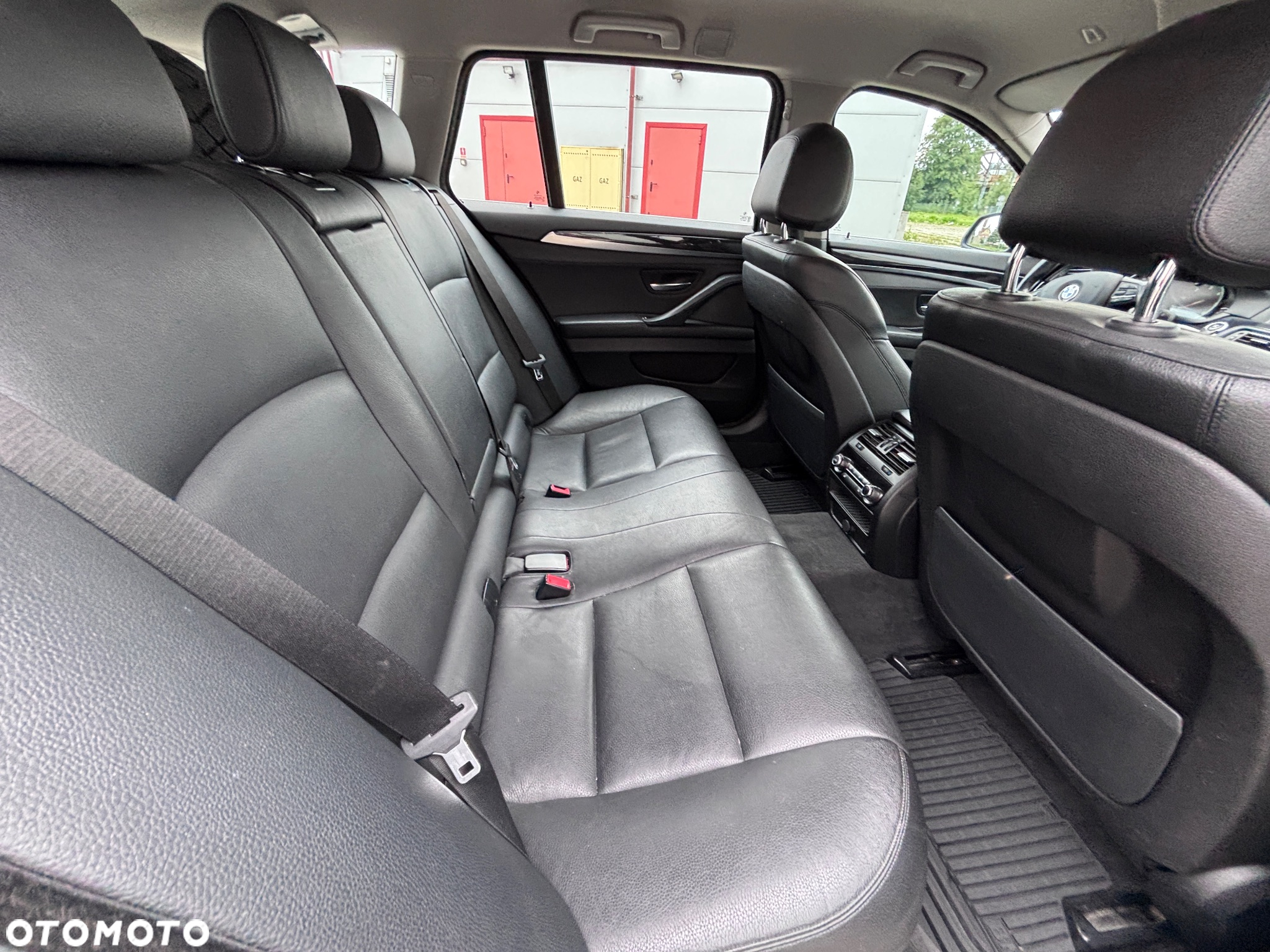 BMW Seria 5 520d xDrive - 35