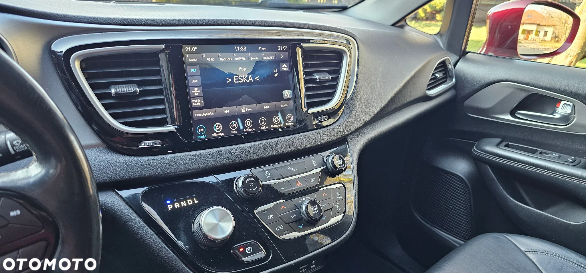 Chrysler Pacifica - 22
