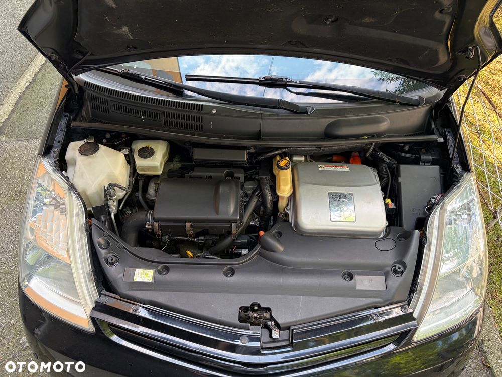 Toyota Prius 1.5 VVT-i Prestige - 11
