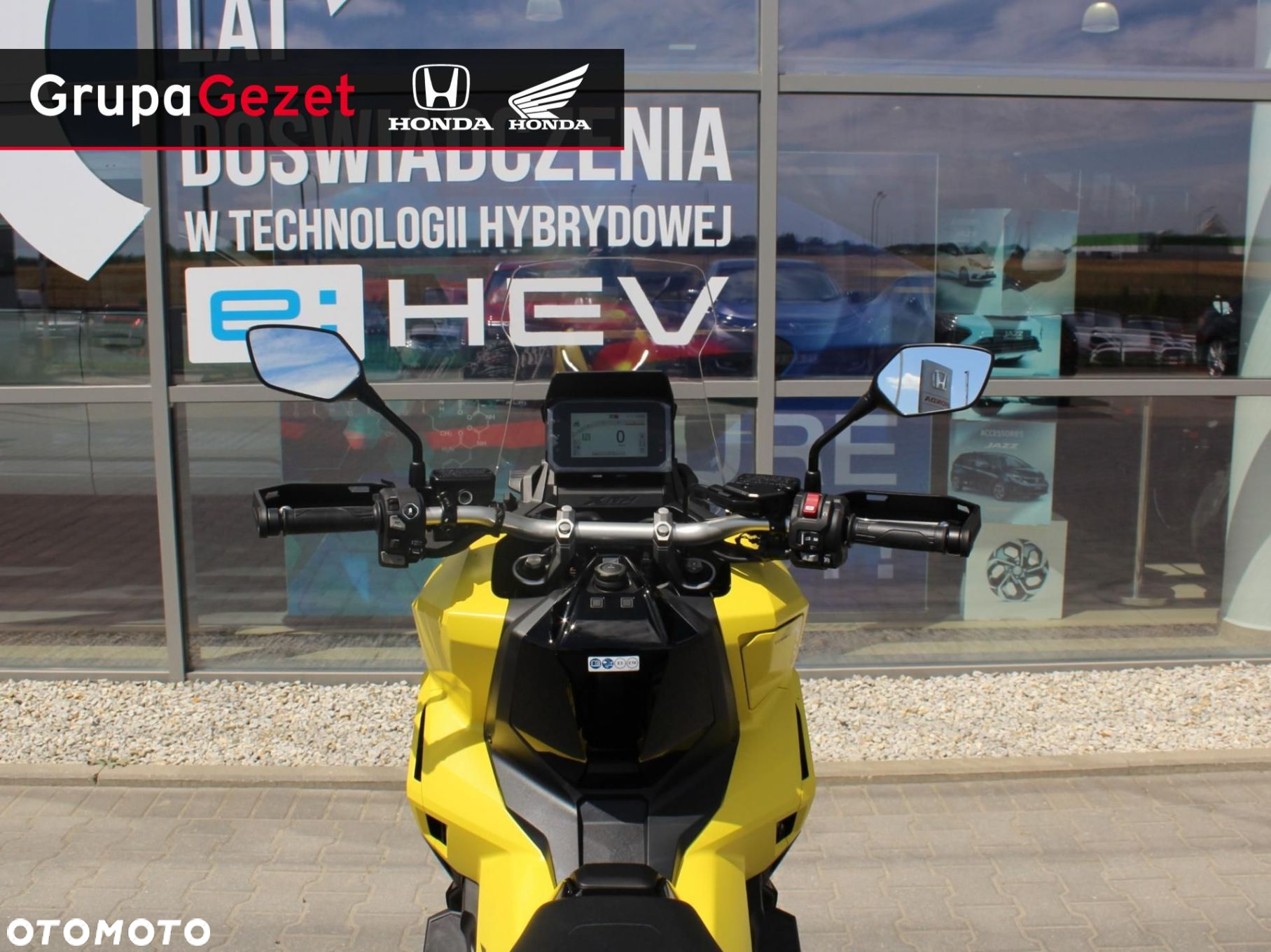Honda X-ADV - 12