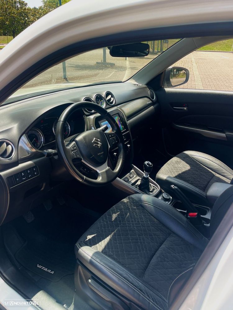 Suzuki Vitara - 16
