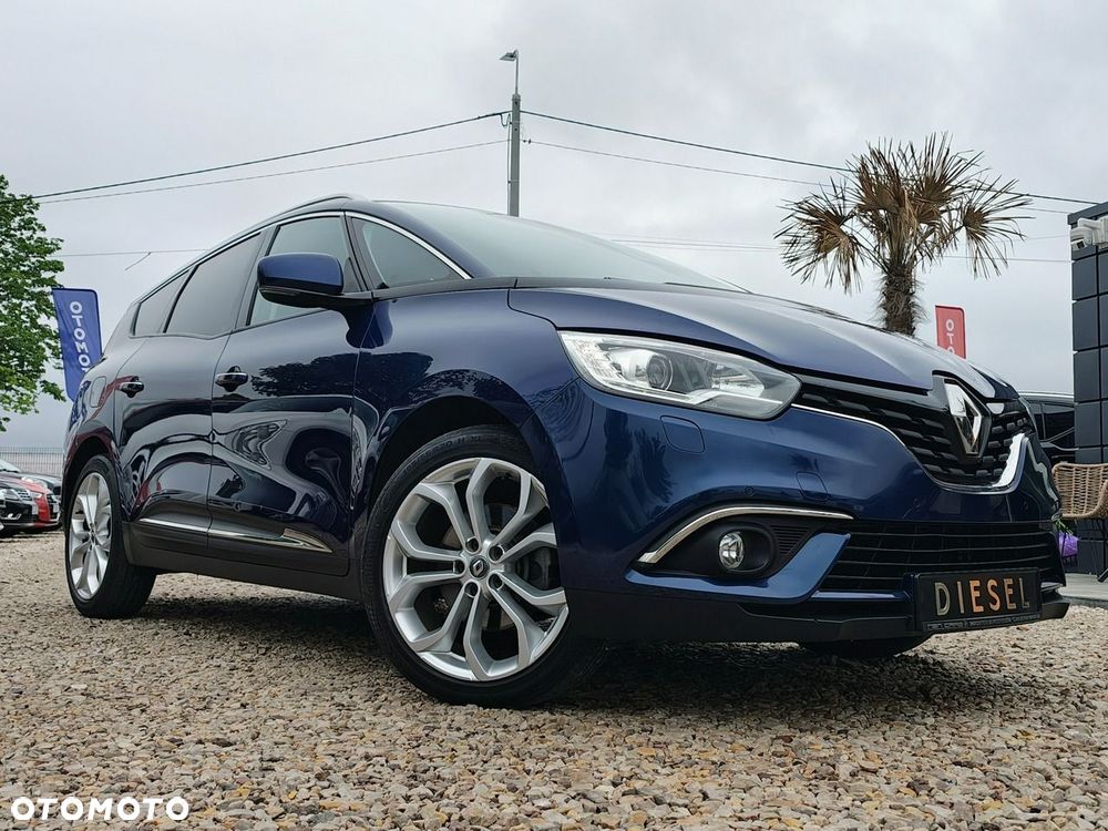 Renault Grand Scenic - 8