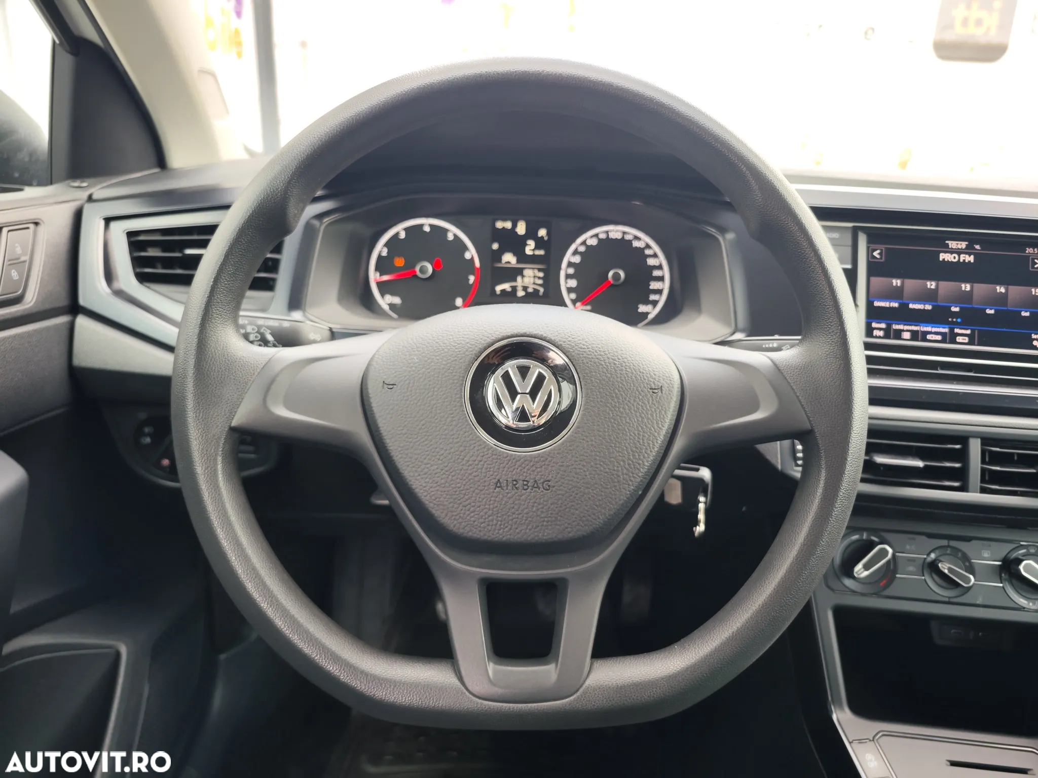 Volkswagen Polo - 22