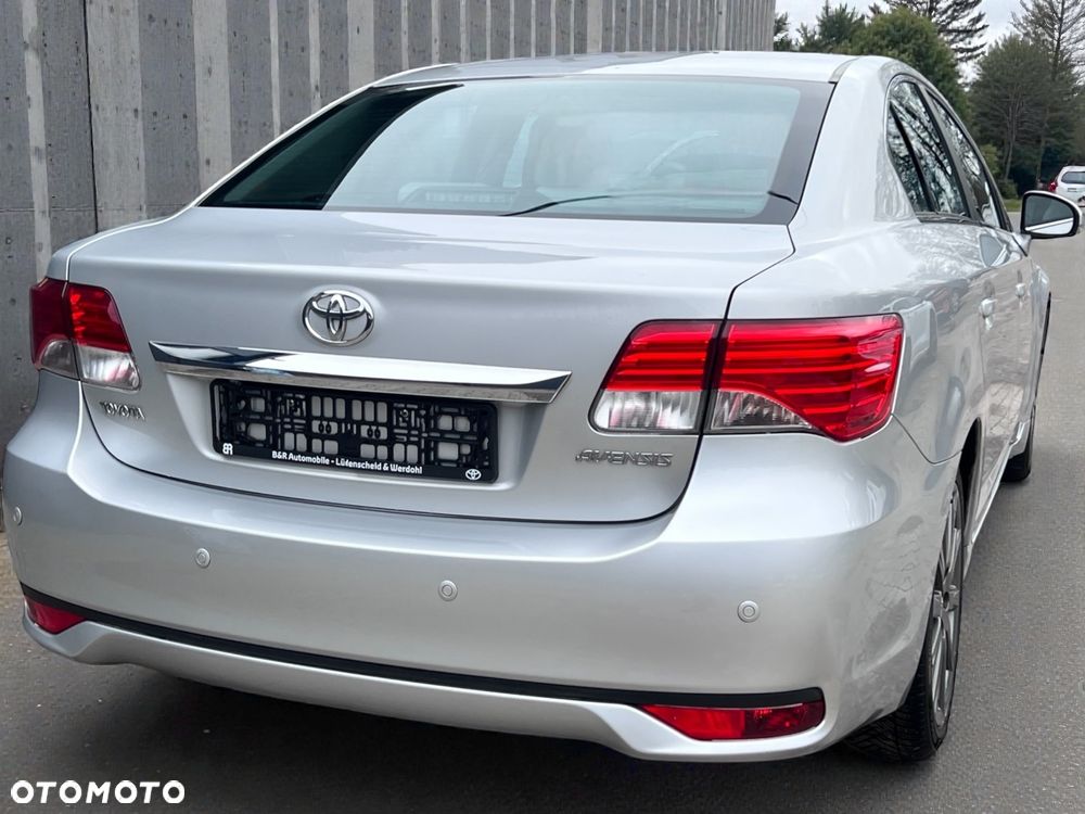 Toyota Avensis 1.8 Premium MS - 8